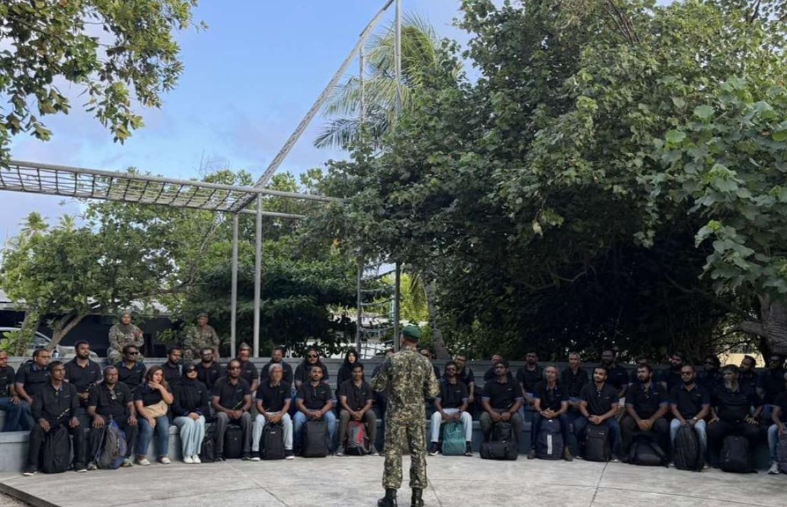 އެމްޑަބްލިޔުއެސްސީ މުވައްޒަފުންނަށް "ލީޑަރޝިޕް އެންހޭންސްމެންޓް ޕްރޮގްރާމް" ކުރިއަށްގެންގޮސްފި