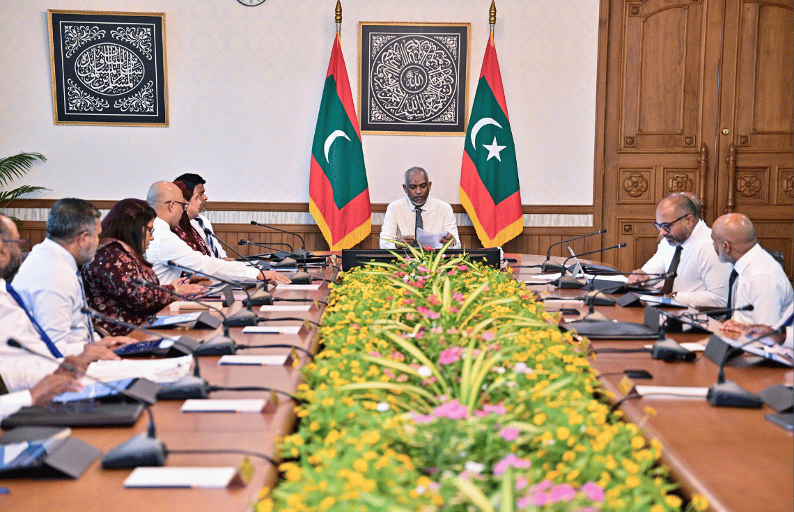 ސަރުކާރުގެ މަޝްރޫޢުތަކާއި މުހިންމު ސިޔާސަތުތަކާ ގުޅޭ ބޮޑެތި ނިންމުންތަކެއް ވަޒީރުންގެ މަޖިލީހުން ނިންމައިފި