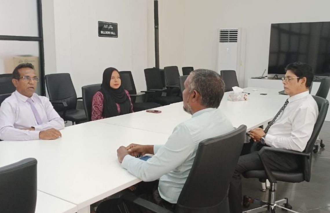 ކުޑަރިކިލުގެ ކުނި މެނޭޖްކުރުމާއި ހަކަތައިގެ މައްސަލަތަކާ ގުޅޭގޮތުން ވުޒާރާއާއެކު މަޝްވަރާކޮށްފި