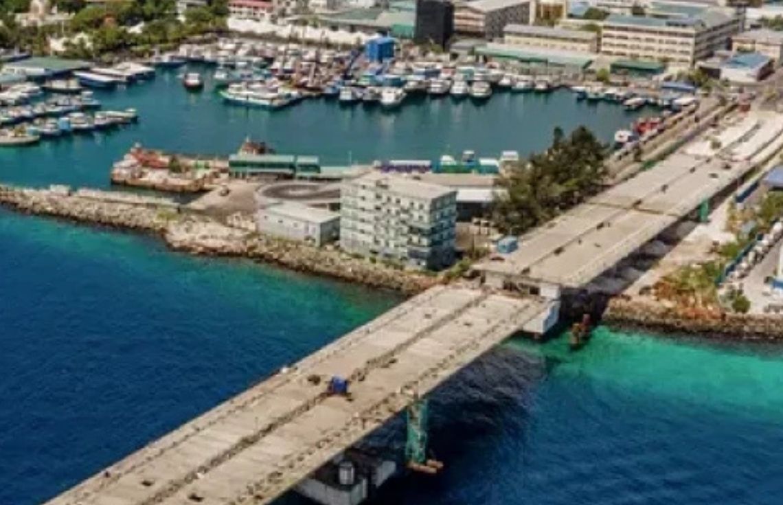 ތިލަމާލެ ބްރިޖުގެ ފެންވަރު ރަނގަޅުވާނެ، ކޮލިޓީ ބަލަހައްޓަނީ ސިނަމާލެ ބްރިޖްގެވެސް މަސައްކަތްކުރި ކުންފުނިން: ރައީސް