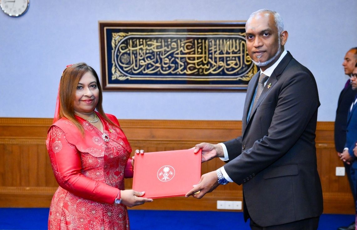 އިނގިރޭސިވިލާތަށް ކަނޑައަޅުއްވާފައި ހުންނަވާ ސަފީރަކަށް ޖަމީލާ ޢައްޔަންކުރައްވައިފި