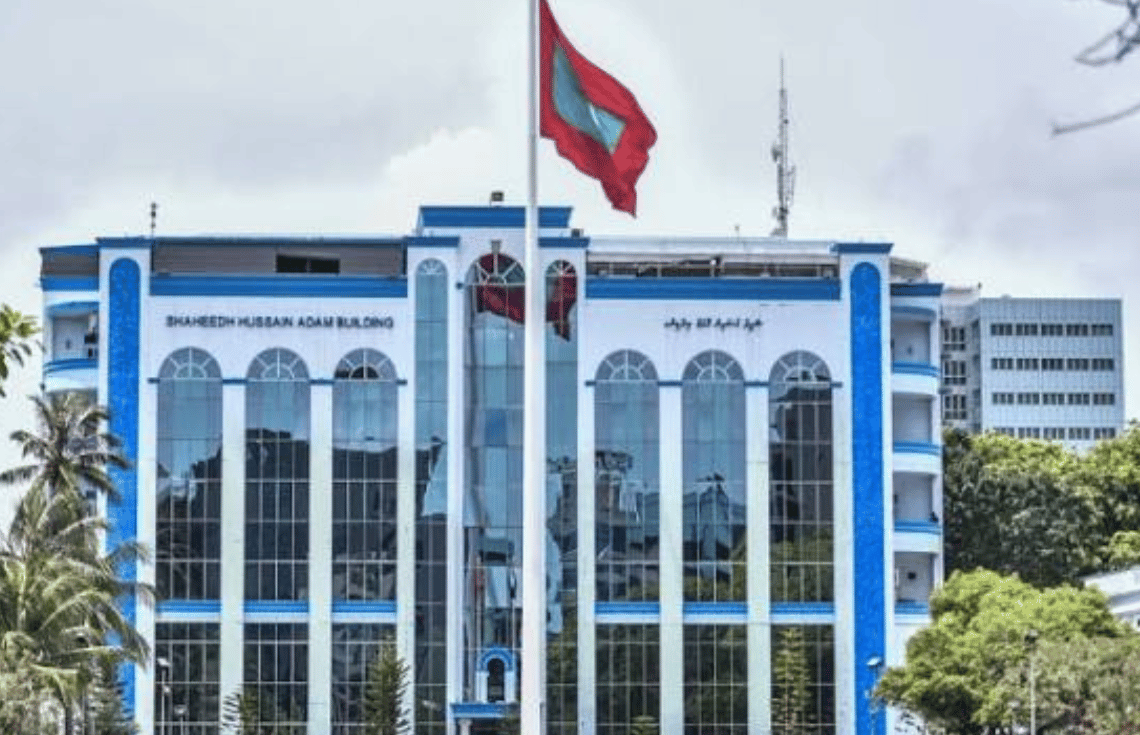 އުމުރުން 13 އަހަރުގެ ކުއްޖަކަށް ޖިންސީ ގޯނާކުރި މައްސަލައެއްގައި މީހަކު ހައްޔަރުކޮށްފި