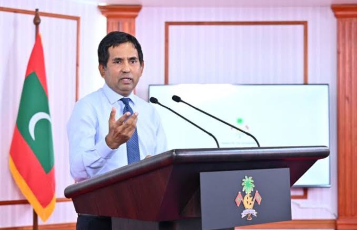 ވެހިކަލްތަކުގެ އުމުރު ކަނޑައަޅަން ފަށާނީ ތިން އަހަރު ފަހުން، ރައްޔިތުންނަށް ބުރައަކަށް ނުވާނެހެން: ވަޒީރު ސައީދު