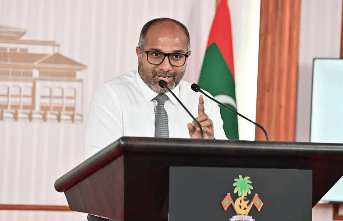 ޓީޓީ ހަދާތާ އަހަރެއްވާއިރު ވެސް މުދާ ރާއްޖެ ނާދޭ: ވަޒީރު އިޙްސާން