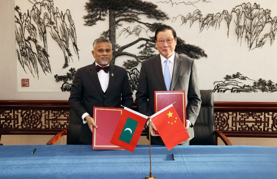ރާއްޖެ އާއި ޗައިނާގެ ޕީޖީން މަޝްވަރާ ކުރައްވައިފި