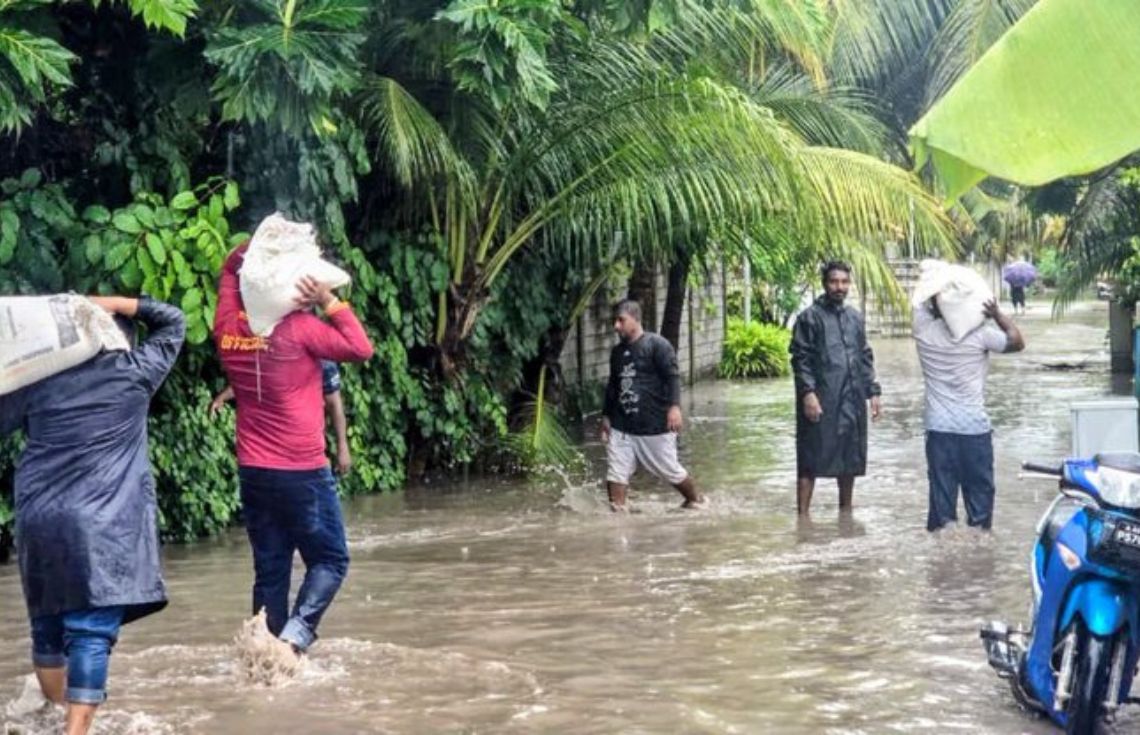 ރ. އިނގުރައިދުއަށް ބޯކޮށް ވާރޭވެހި 15 ގެއަކަށް ގެއްލުންވެއްޖެ