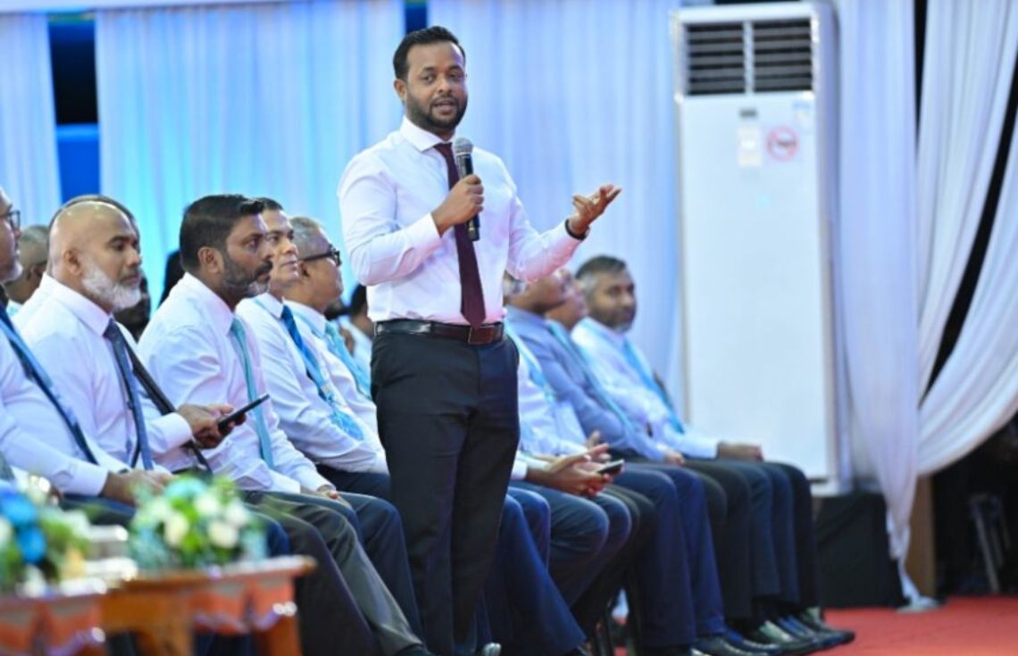 ރައީސް މުއިއްޒަށް 2028 ގެ ދައުރު ހޯދައިދޭން ގަދައަޅައި މަސައްކަތްކުރަންޖެހޭ: މިނިސްޓަރު މުއްތަލިބް