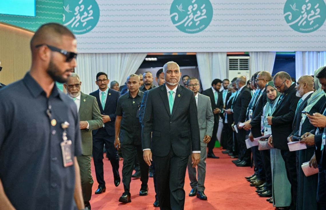 ދަރަނީގެ ގޮތުގައި 1.34 ބިލިއަން ޑޮލަރު ދައްކައިފި: ރައްޔިތުންގެ ކަންބޮޑުވުންތަކަށް އޮތީ އުފާވެރި މުސްތަގުބަލެއް - ރައީސް