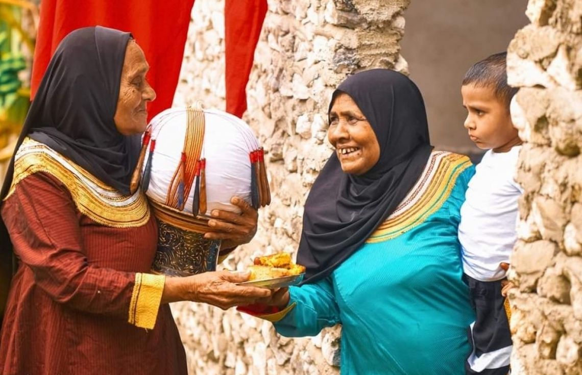 މި އާދަކާދަތަކުން އަންނަން އޮތް ޖީލަށް އަހަރެމެން ފޯރުކޮށްދޭނީ ކޮންކަމެއް؟