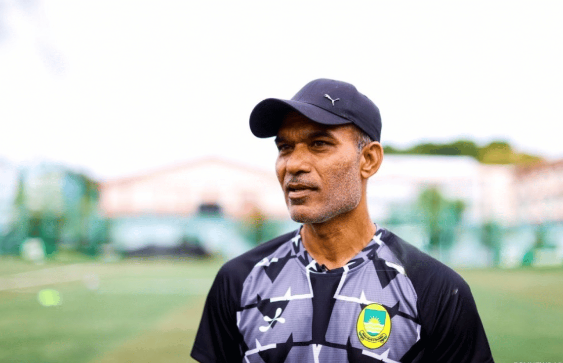 ނިއުރޭޑިއަންޓު މެޗުގައި ހިނގި ހަމަނުޖެހުމާ ގުޅިގެން ސުޒޭރު ސަސްޕެންޑުކޮށްފި