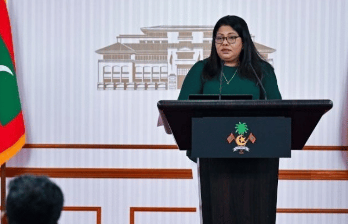 އަތޮޅުތެރޭގައި ޓާޝަރީ ފެންވަރަށް ތަރައްގީކުރާ ހޮސްޕިޓަލުތަކުގެ މަސައްކަތް ދަނީ ޕްލޭނާ އެއްގޮތަށް: ވަޒީރު ގީލާ