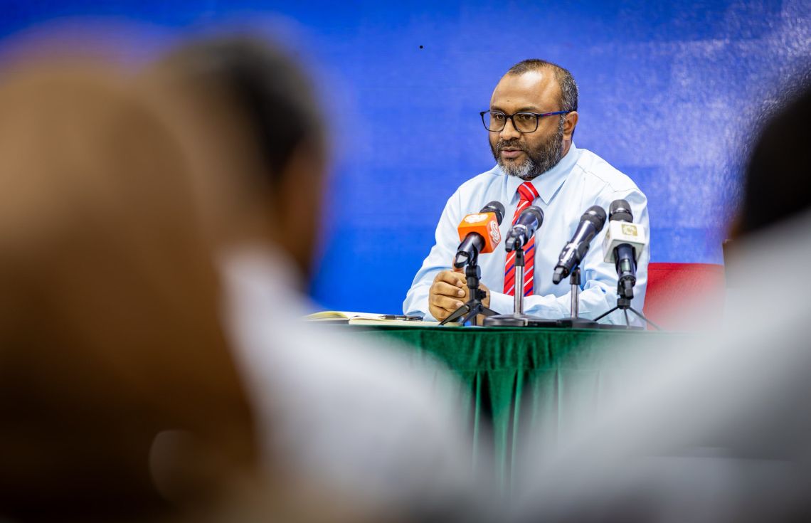 ސަޢުދީއަށް ދެމުންދާ ހަމަލާތަކުން ދިވެހި ޢުމްރާވެރިންނަށް ނުރައްކަލެއް ނެތް: ވަޒީރު ޝަހީމް