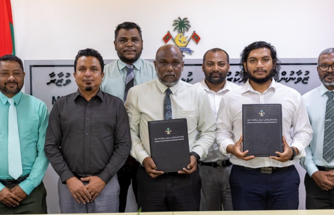 އއ. ފެރިދޫ އާއި ފ. މަގޫދޫ ފުޓުބޯޅަ ދަނޑު ތަރައްގީކުރުމުގެ މަސައްކަތް ބަޔަކާ ހަވާލުކޮށްފި