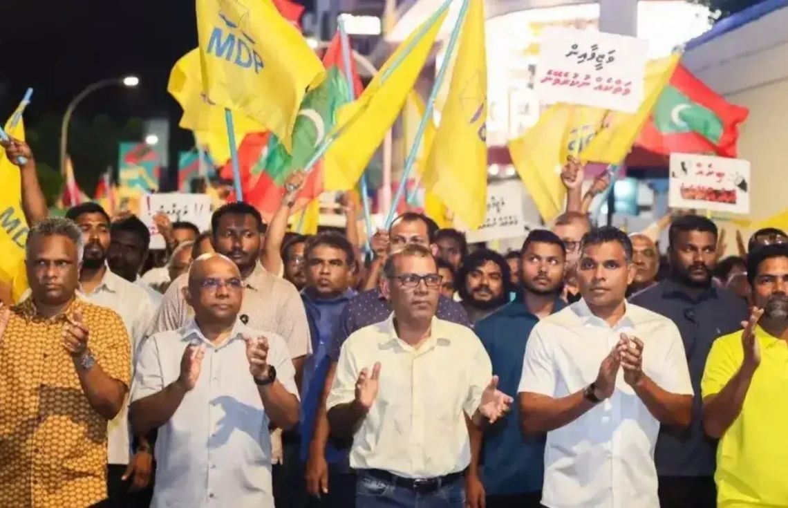 ގޭސްގަނޑަކަށް ފަހު ގޭސްގަނޑެއް!