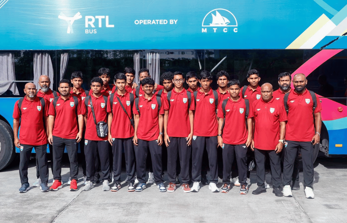 ވޯލްޑް ކަޕްގައި ވާދަކުރާ ޒުވާން ފުޓުބޯޅަ ޓީމު ފުރައިފި
